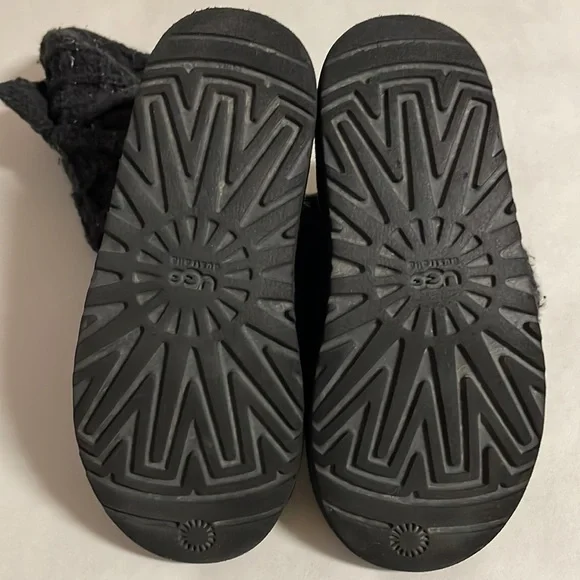 UGG Sweater Boots - Picture 3 of 8